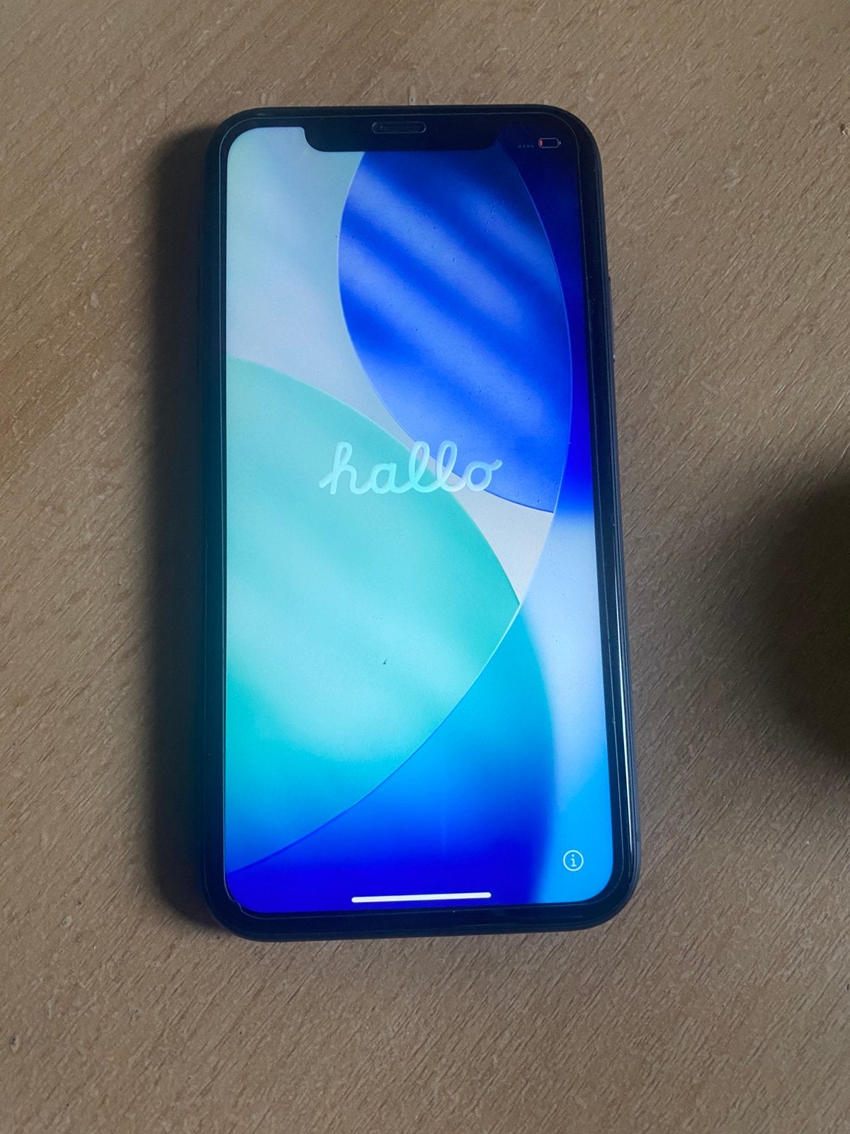 IPHONE 11 + SCREENPROTECTOR (IN ZEER GOEDE STAAT), Telecommunicatie, Ophalen, Gebruikt, Zwart, IPhone 11