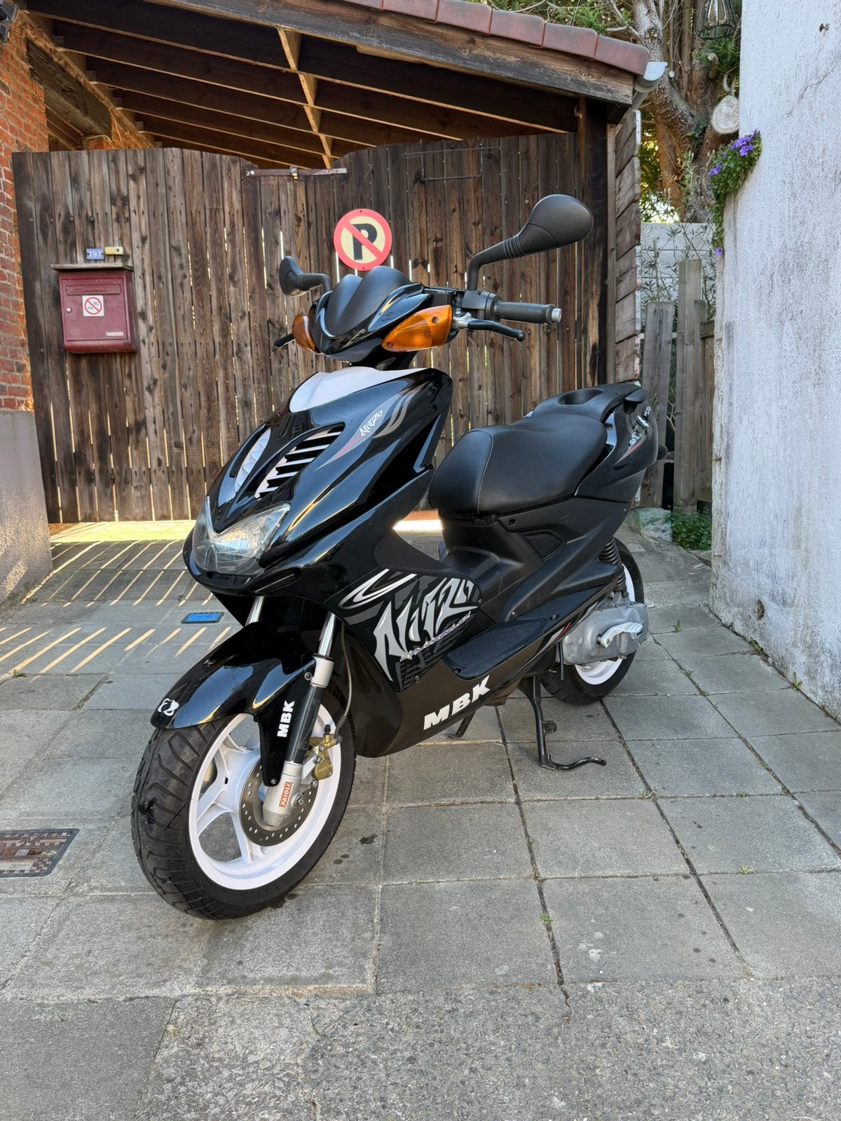 Mbk nitro classe A entièrement d’origine (rare€, Fietsen en Brommers, Scooters | Yamaha, Ophalen of Verzenden, Zo goed als nieuw