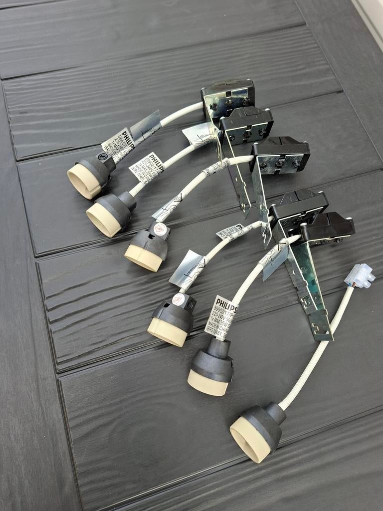 Raccords GU10, Enlèvement, Neuf, Spot encastrable ou Spot mural, LED