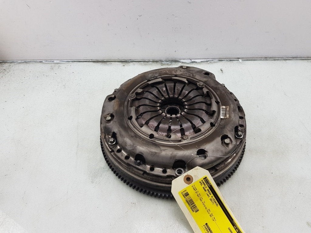 VOLANT MOTEUR BI-MASSE Opel Adam (01-2012/12-2019), Dhr. J. Ham, Administratie@autoham.nl, Opel, Utilisé