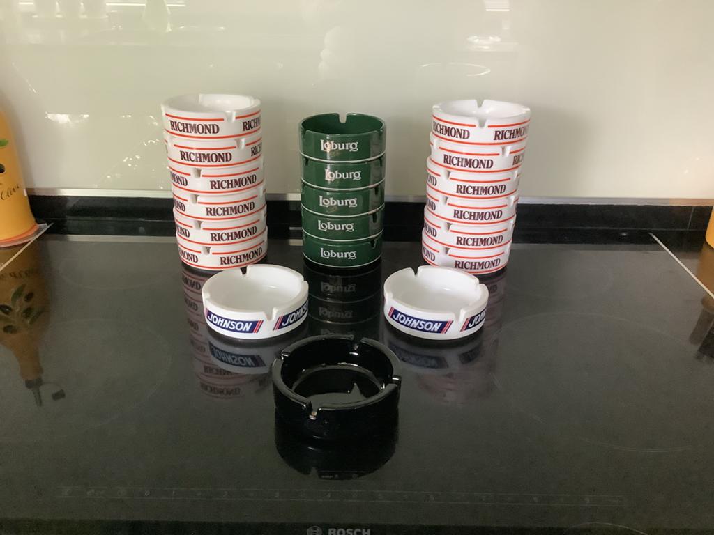 Lot de 19 cendriers vintage, Enlèvement ou Envoi, Comme neuf