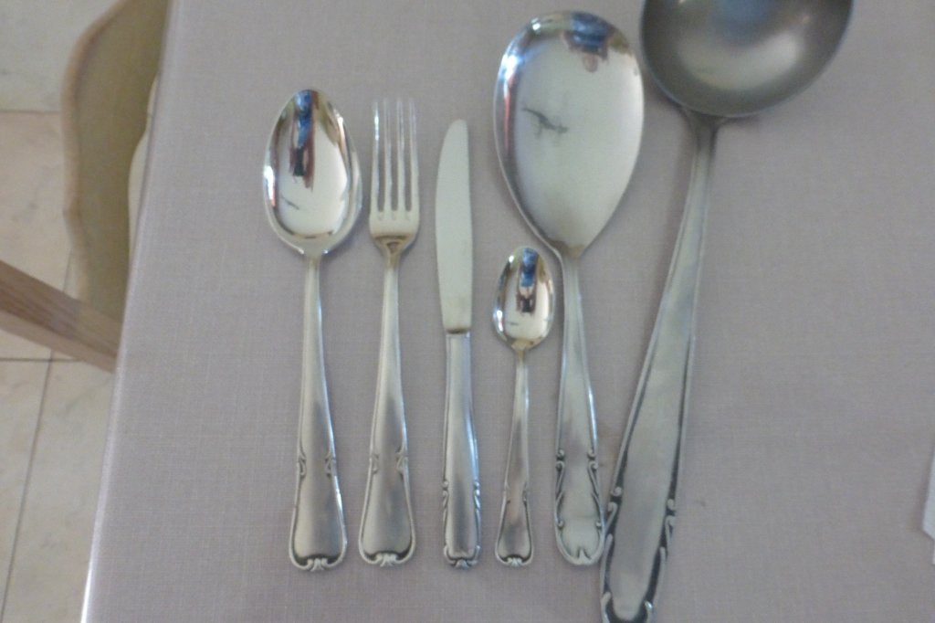 bestekset 12 personen versierd met zwart contour, Ophalen, Bestekset