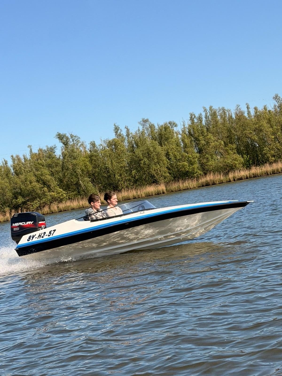 Nette piranha Bagheera 90pk te koop, Watersport en Boten, Ophalen, Carbon