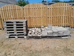 Palette en bois euro 10€/p. Dalles en béton 30x30 =50€/lot, Jardin & Terrasse, Pavé & Dalles, Enlèvement, Béton