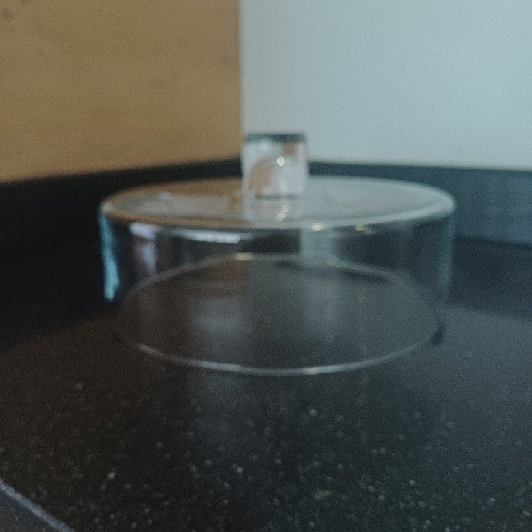Zware glazen (Taart) stolp, Huis en Inrichting, Glas, Ophalen