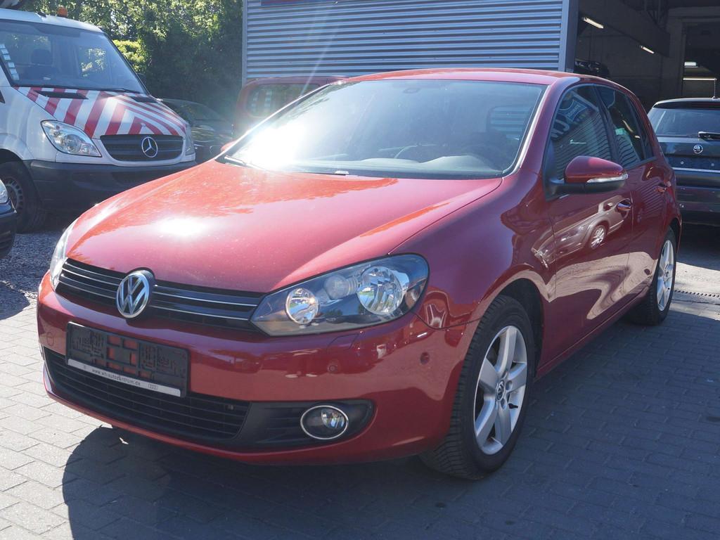 Volkswagen Golf Golf 1.2 TSI Highline DSG (automatique), Rouge, Euro 5, Achat, 105 ch