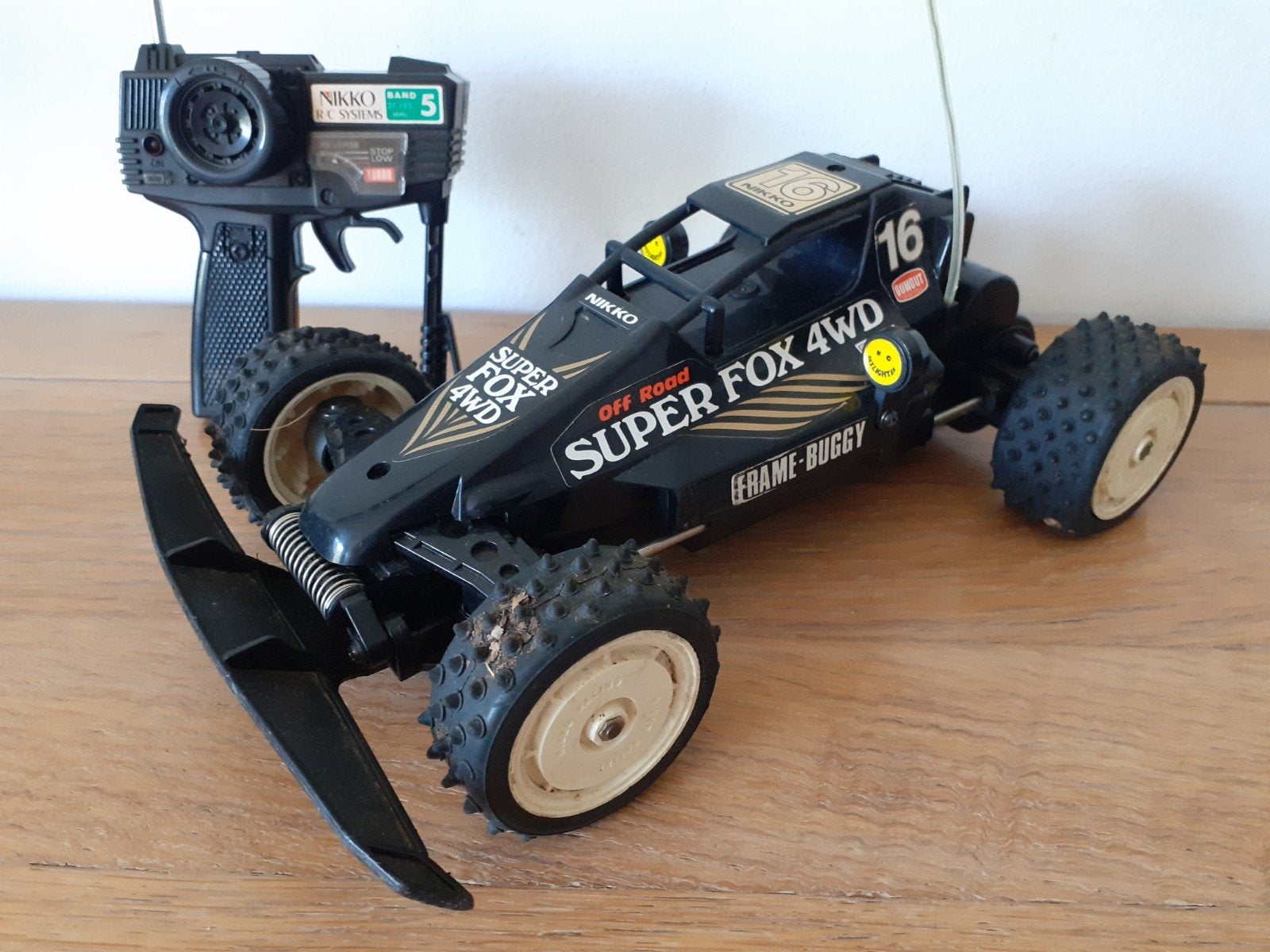 buggy rc nikko, Envoi