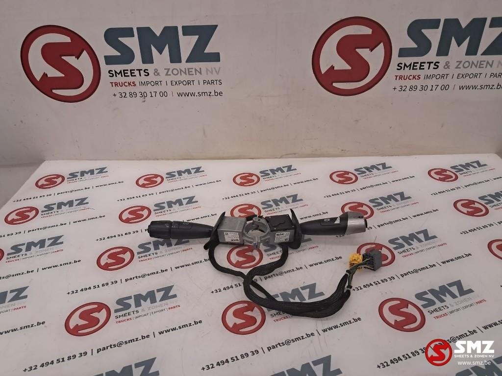 Occ set stuurkolomschakelaars retarder + richtinga, Gebruikt, DAF, Elektronica en Kabels