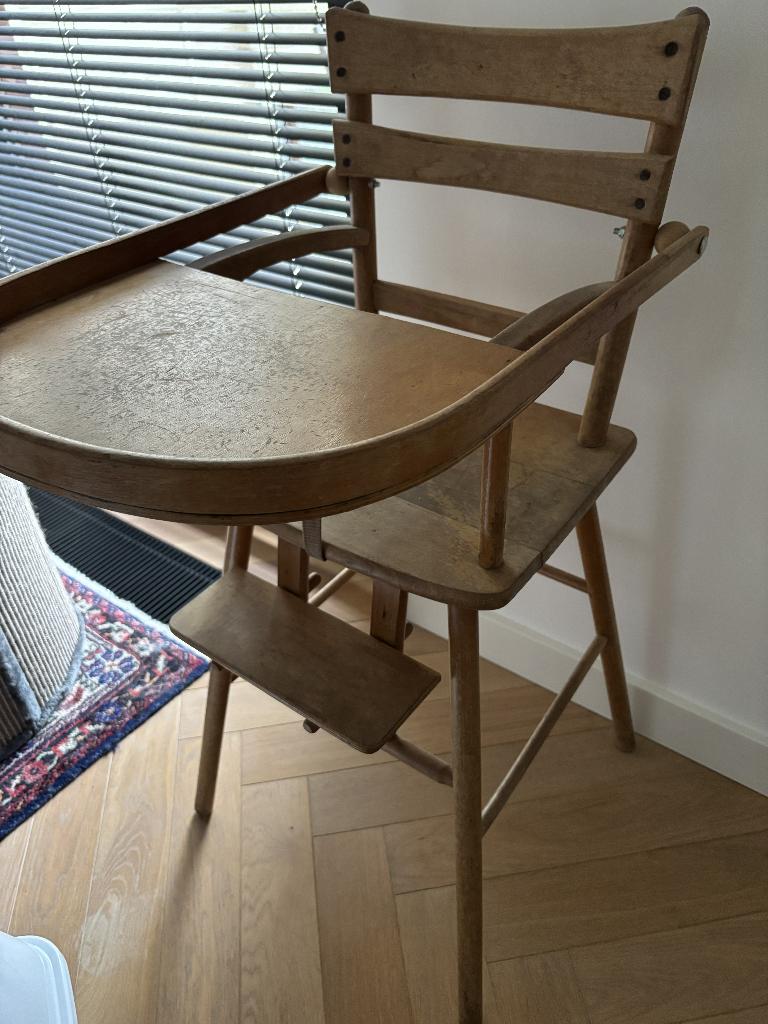 Oude babystoel, Ophalen