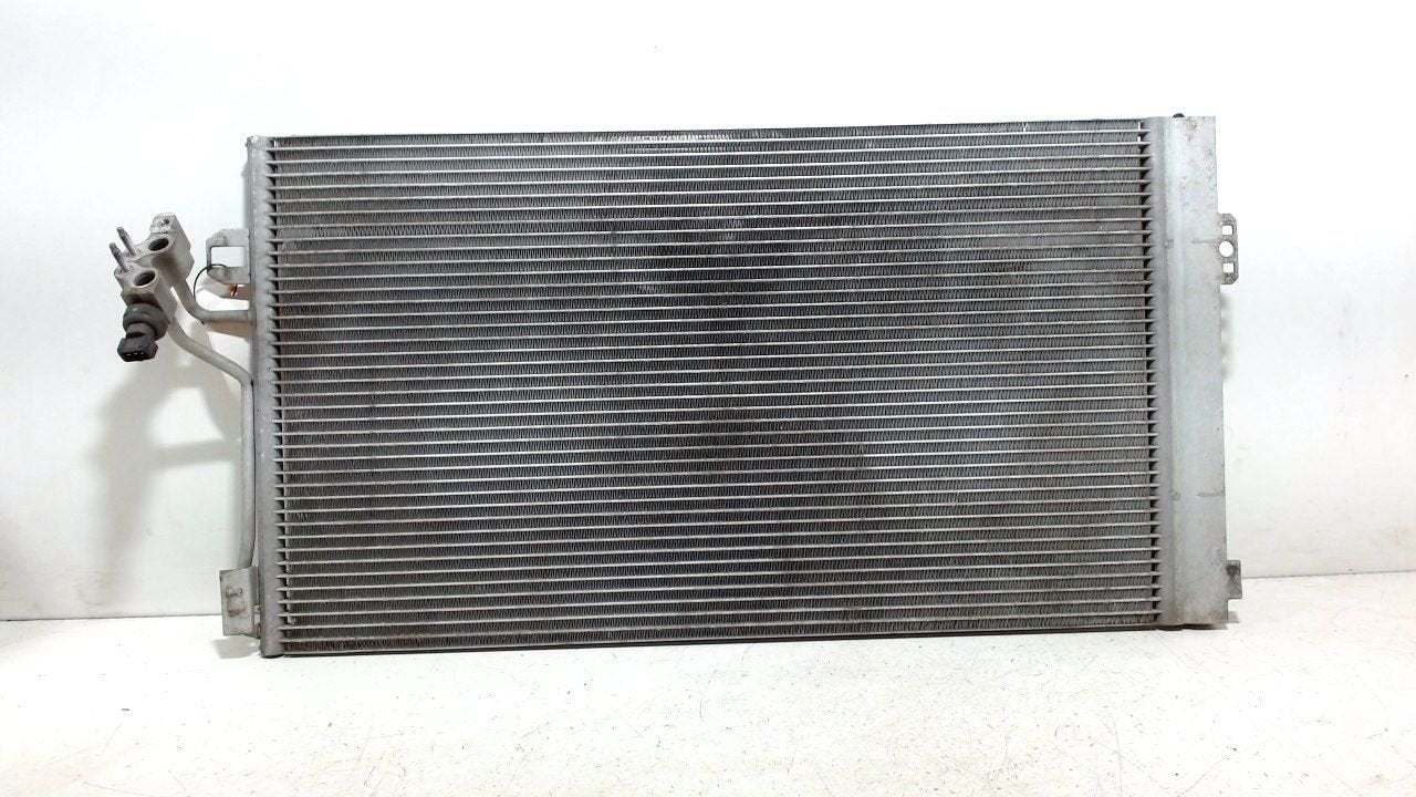 Airco radiateur Mercedes-Benz Vito, Onderdelen@venauto.nl, Van der Ven Autorecycling B.V., Ettenseweg 76, 4706 PB Roosendaal, The Netherlands