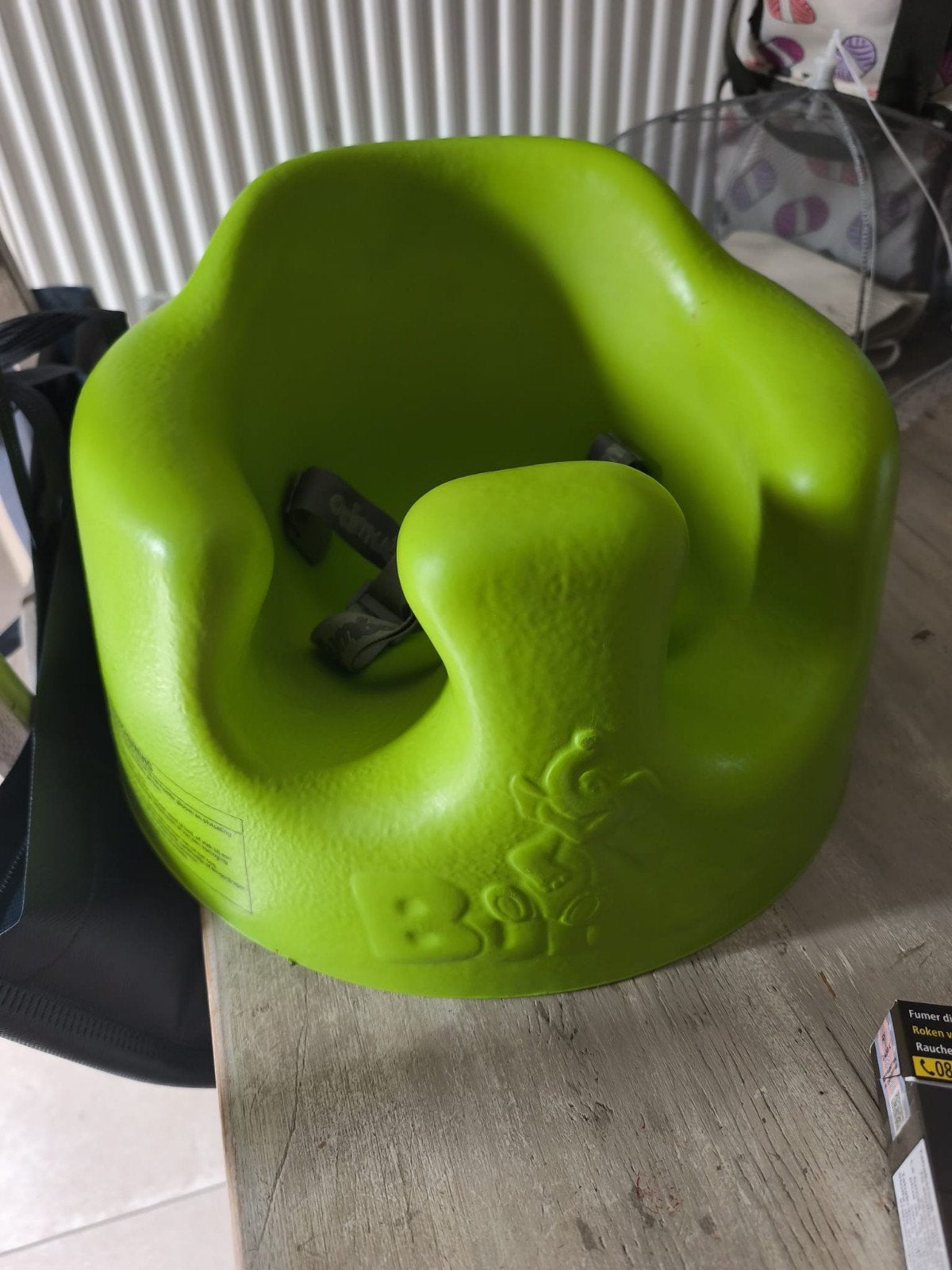 Bumbo floor seat met tafeltje, Enlèvement