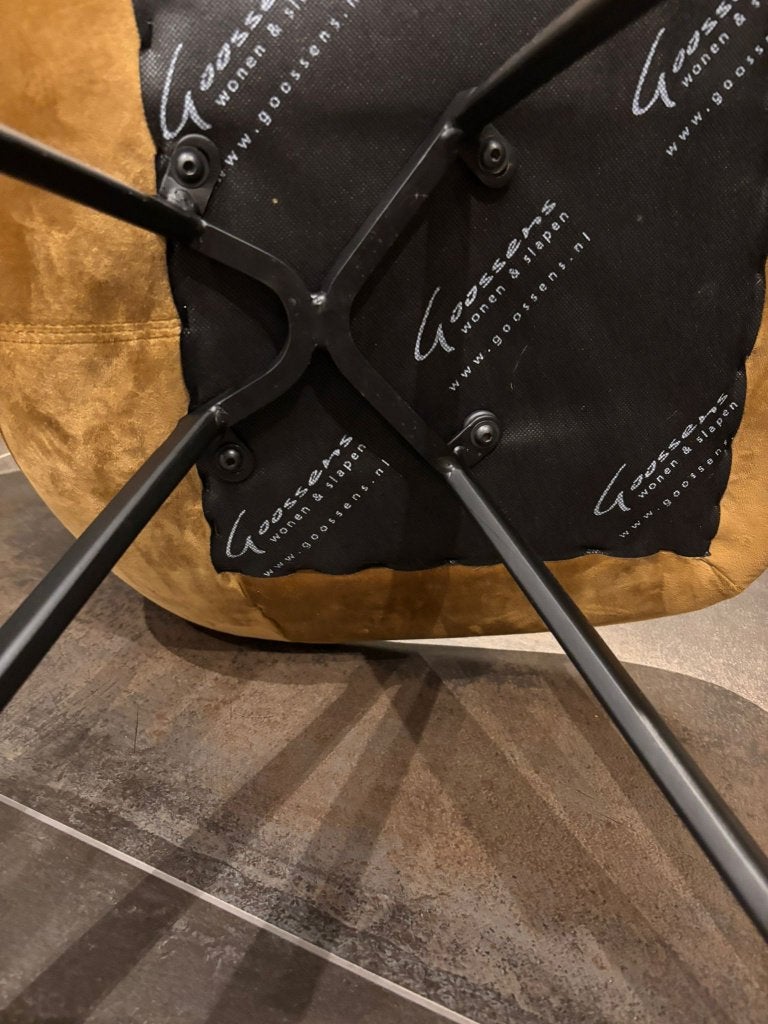 Eetkamerstoelen Velvet Camel, Ophalen, Bruin, Zo goed als nieuw, Stof