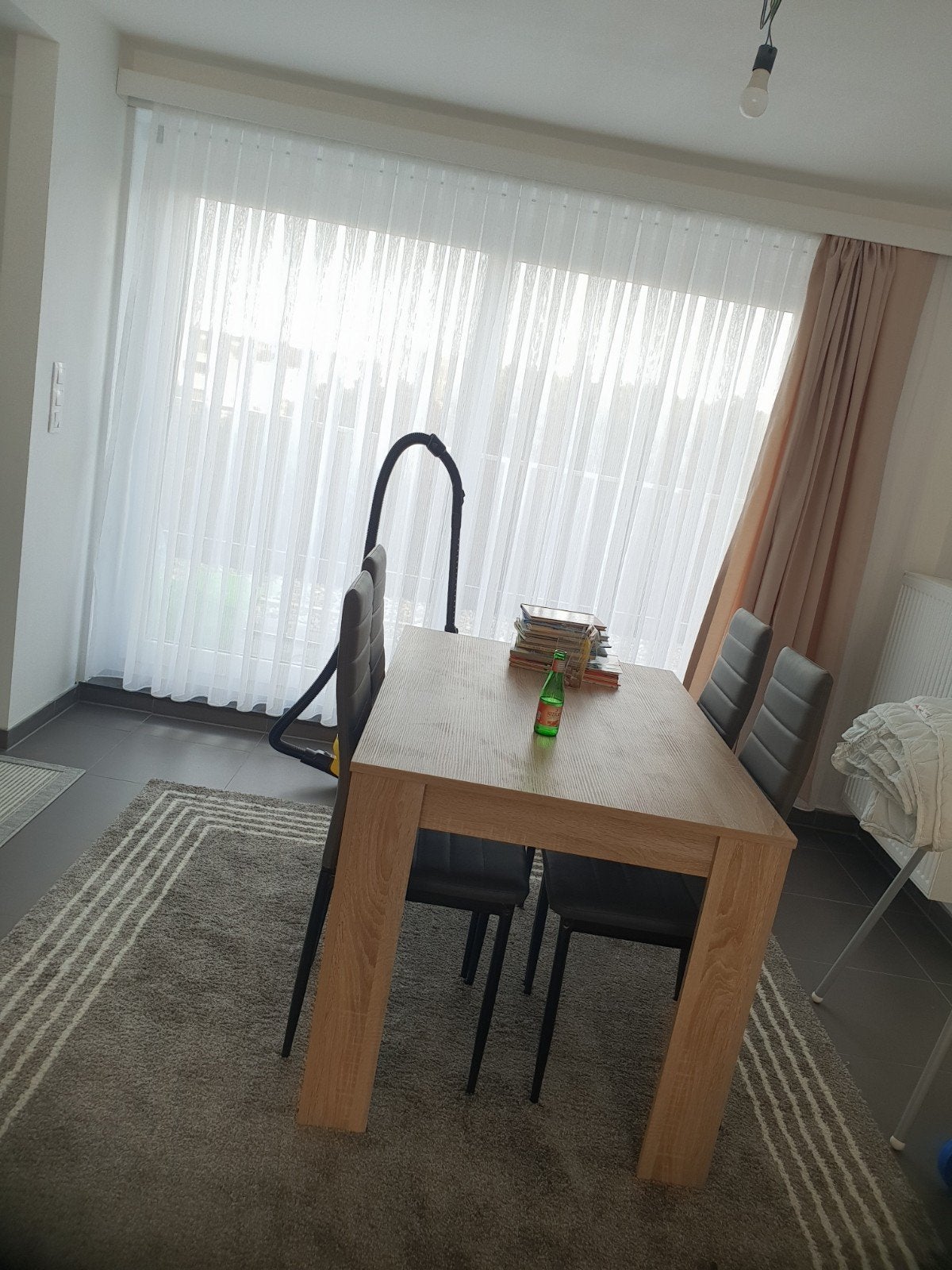 Tafel + 4 stoelen, Huis en Inrichting, Tafels | Eettafels, Ophalen