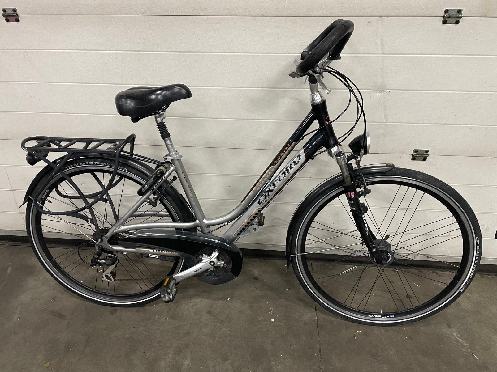 Verschillende damesfietsen, Enlèvement, Utilisé