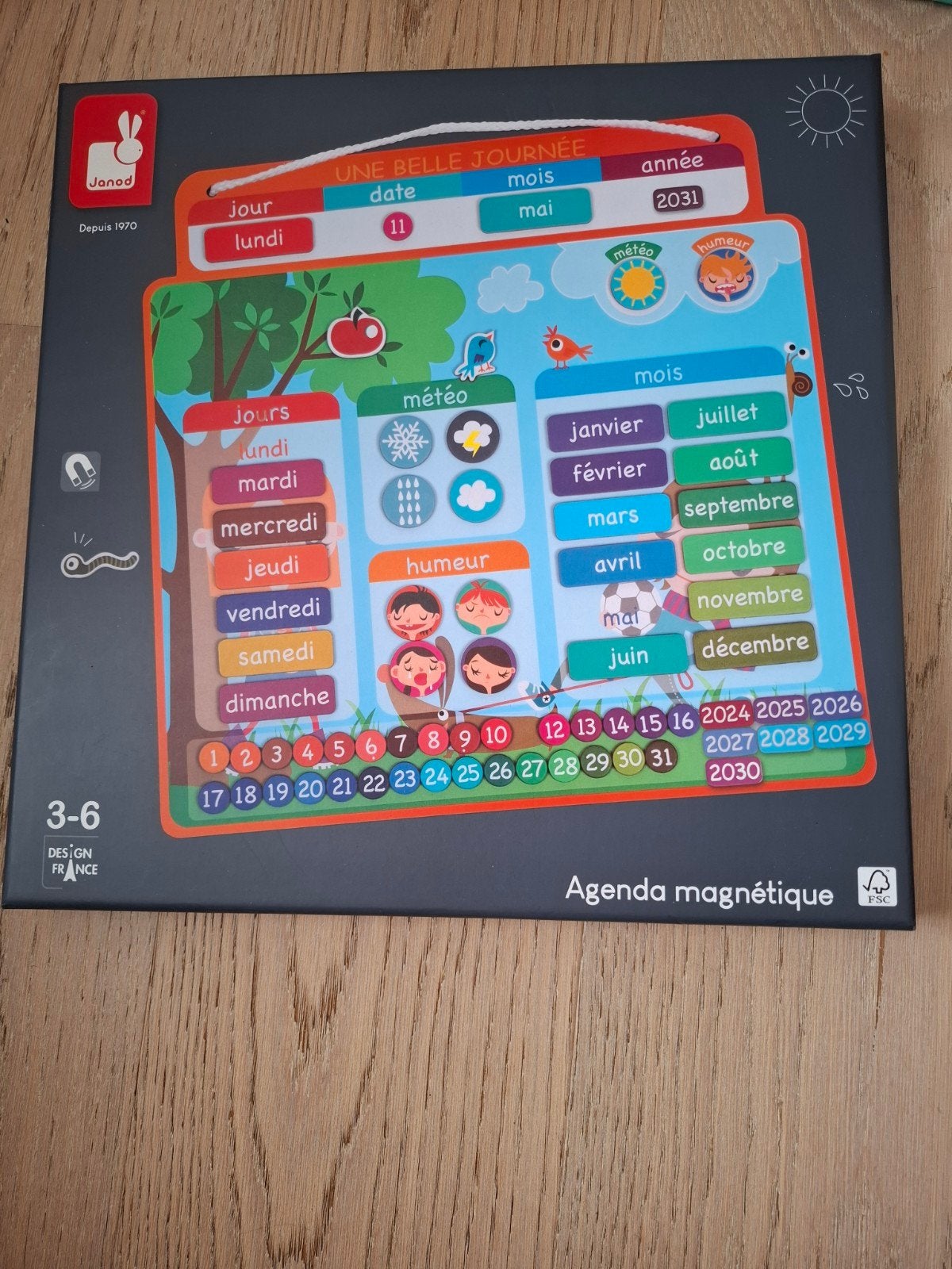 Agenda magnétique Janod, Enlèvement