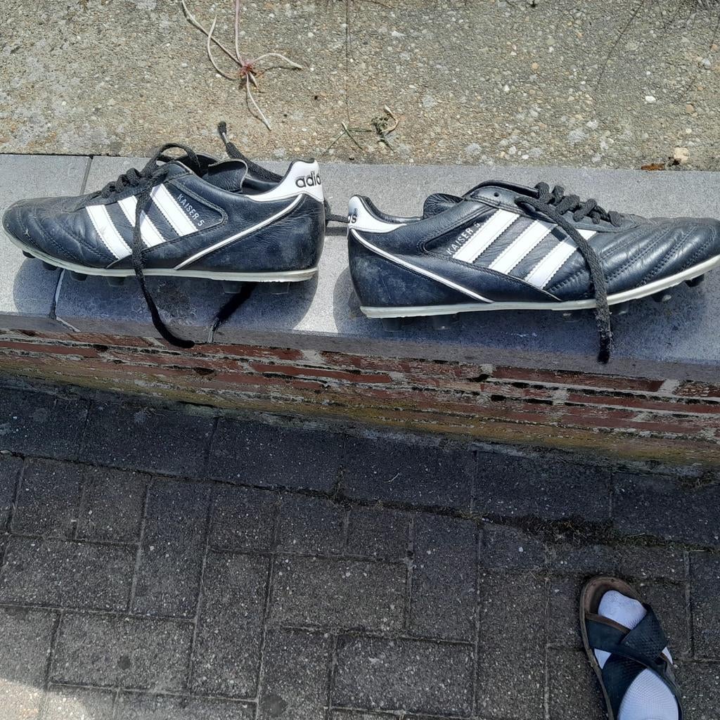 Lederen voetbalshoes, Sport en Fitness, Ophalen