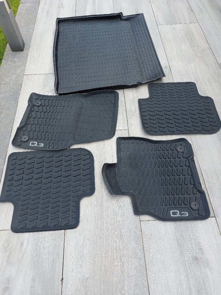 tapis caoutchouc audi q3, Enlèvement, Utilisé