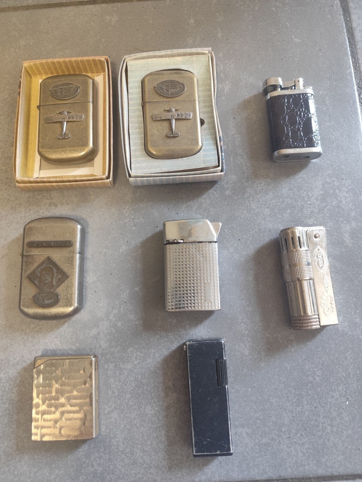Collection anciens briquet, Collections, Briquet