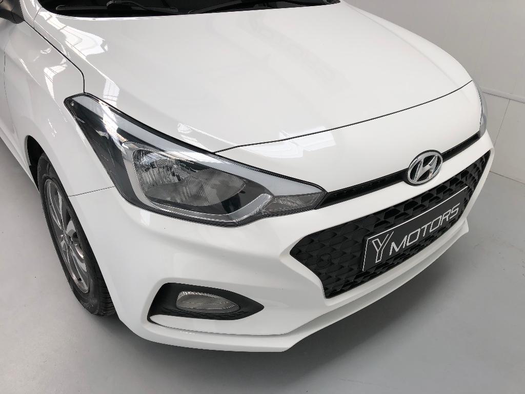 HYUNDAI i20 1.2i ACTIVE FACELIFT CLIM CAMERA GARANTIE, Autos, Achat, Euro 6, Entreprise, Garantie prolongée