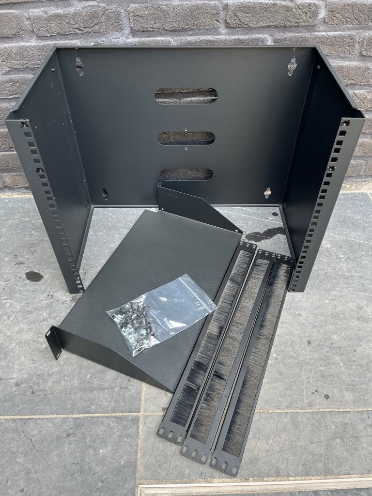 19" Open Wandrack 9U + accessoires – Zeer nette staat, Computers en Software, Netwerk switches, Ophalen, Gebruikt