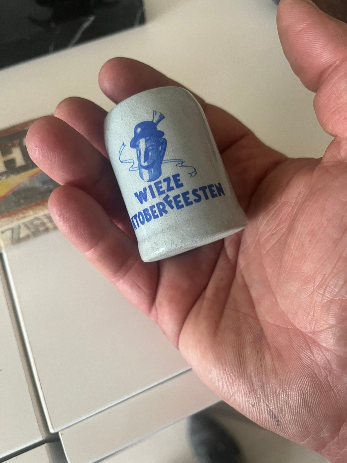 Shotglas wieze oktoberfeesten, Ophalen, Zo goed als nieuw