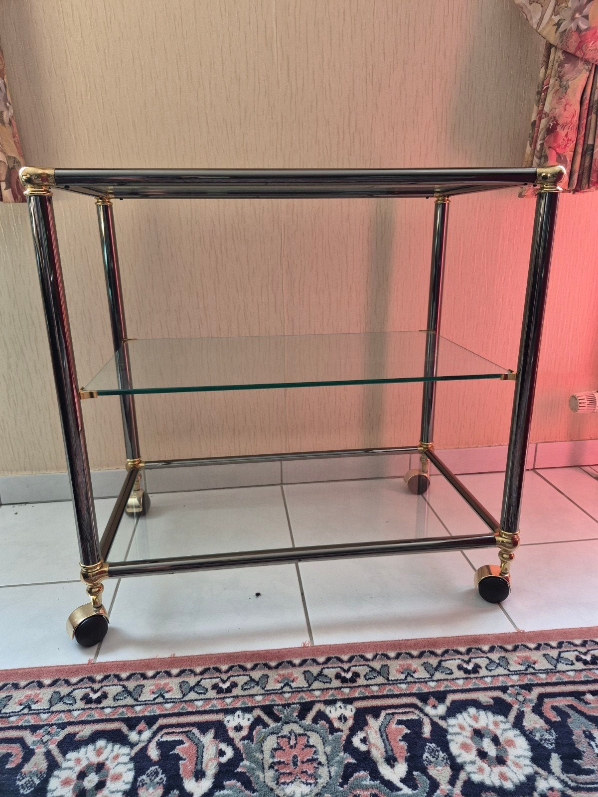 Vintage Hollywood Regency serveerwagen op wieltjes, Ophalen, Glas