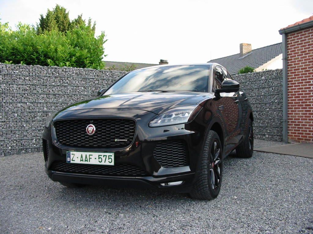JAGUAR E PASE BENZINE BLACK EDITION, Auto's, Jaguar, Automaat, 186 g/km, 4 cilinders, Zwart