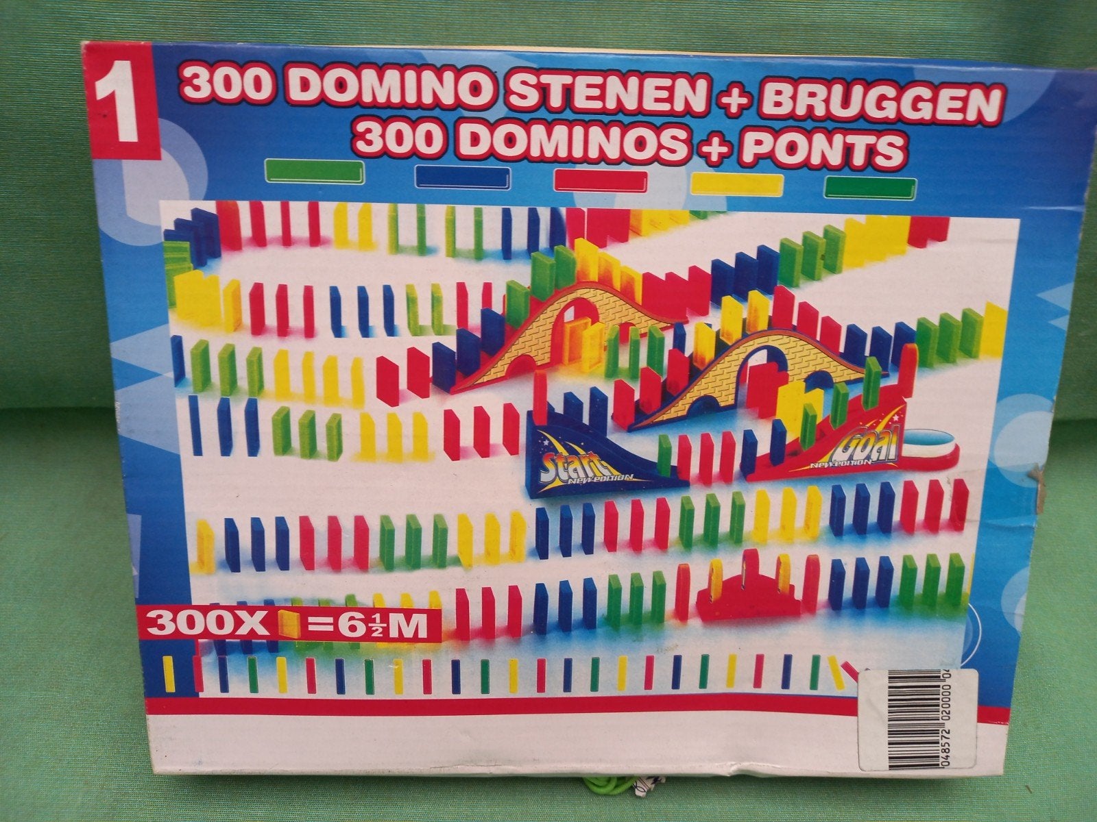 Domino stenen, Hobby en Vrije tijd, Borduren en Borduurmachines, Ophalen
