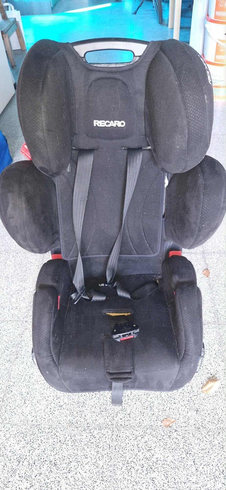 Autostoel tot 20 kg, Ophalen