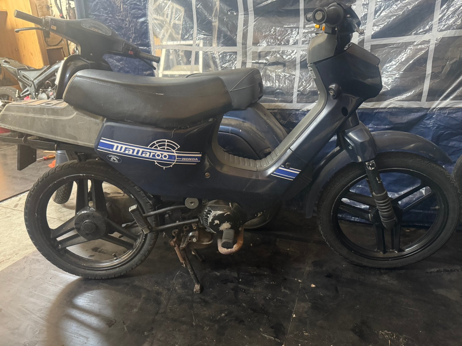 Honda Wallaroo b klasse, Fietsen en Brommers, Ophalen, Zo goed als nieuw