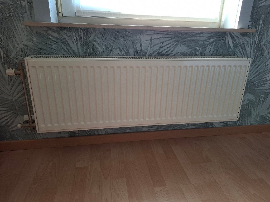 2x radiator LAATSTE KANS, Bricolage & Construction, Chauffage & Radiateurs, Enlèvement, Radiateur