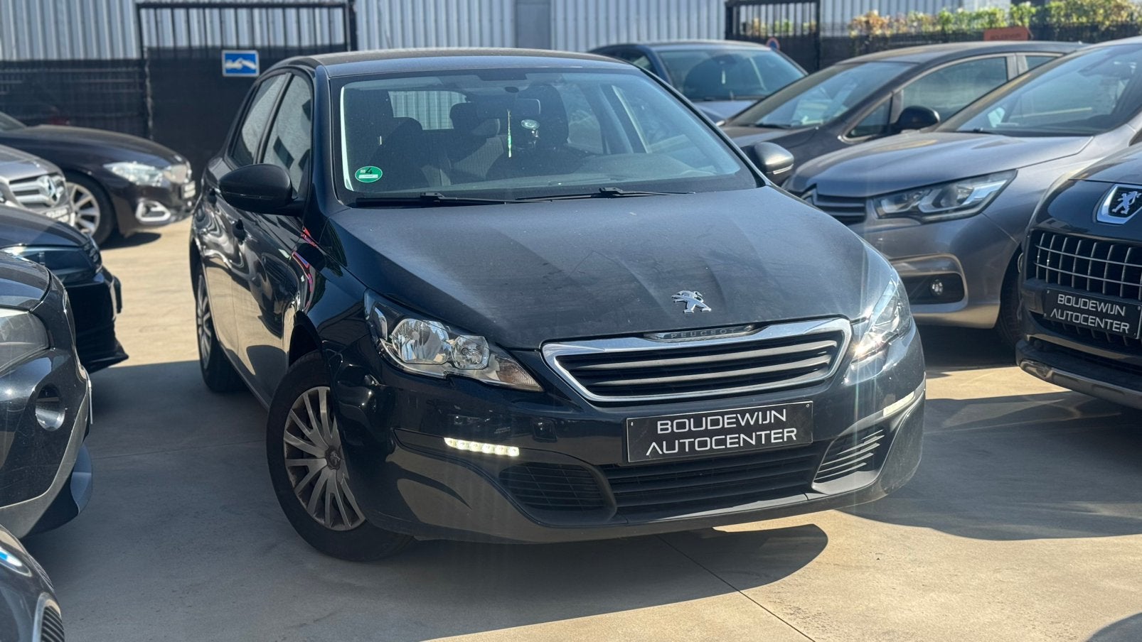 Peugeot 308 1.2Benzine 2015 120.xxxkm Grootonderhouden!, Autos, Peugeot, Argent ou Gris, Achat, Entreprise, Garantie prolongée