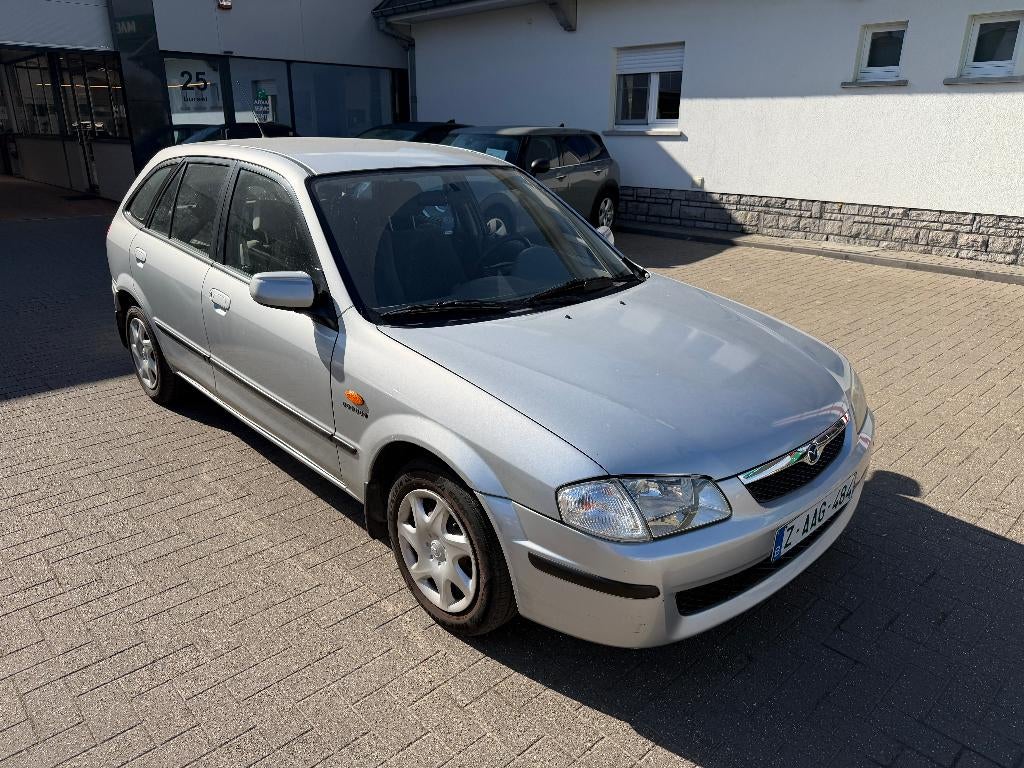 mazda 323, Auto's, Voorwielaandrijving, 4 cilinders, Particulier, Elektrische ramen