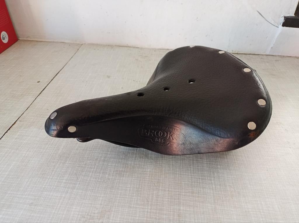 Brooks b66 zadel, Ophalen, Zadel