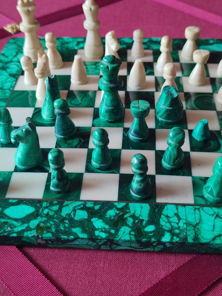 Schaakbord met figurines: malachiet en marmeer, Antiek en Kunst, Ophalen of Verzenden