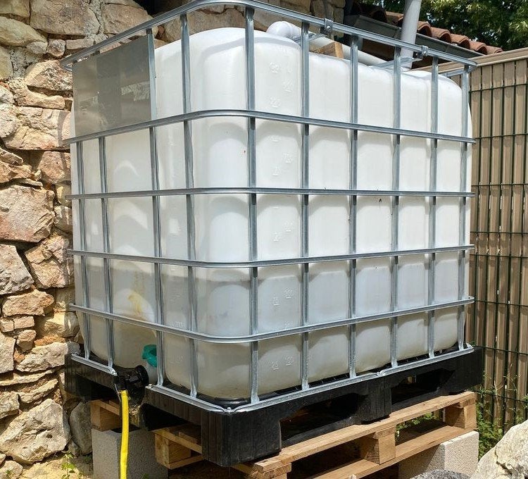 cubi 1000L, 150 litres ou plus, Enlèvement, Utilisé, Synthétique