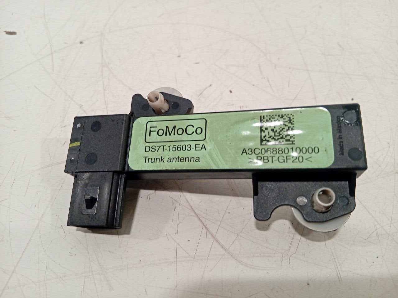 Antenne Ford Kuga, Enlèvement ou Envoi, Van der Ven Autorecycling B.V., Onderdelen@venauto.nl, Ettenseweg 76, 4706 PB Roosendaal, The Netherlands