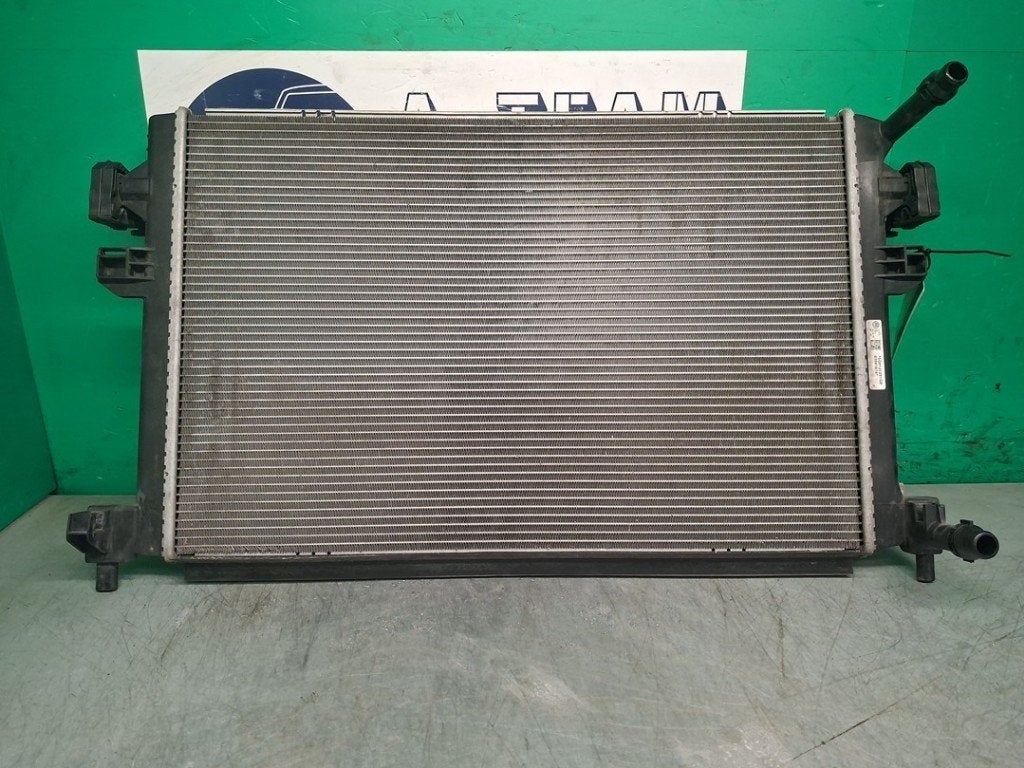 RADIATEUR EAU Volkswagen Golf VII (AUA) (|5Q0121251GB|), Autos : Pièces & Accessoires, Volkswagen, Volkswagen AG, Utilisé, Kundenbetreuung@volkswagen.de