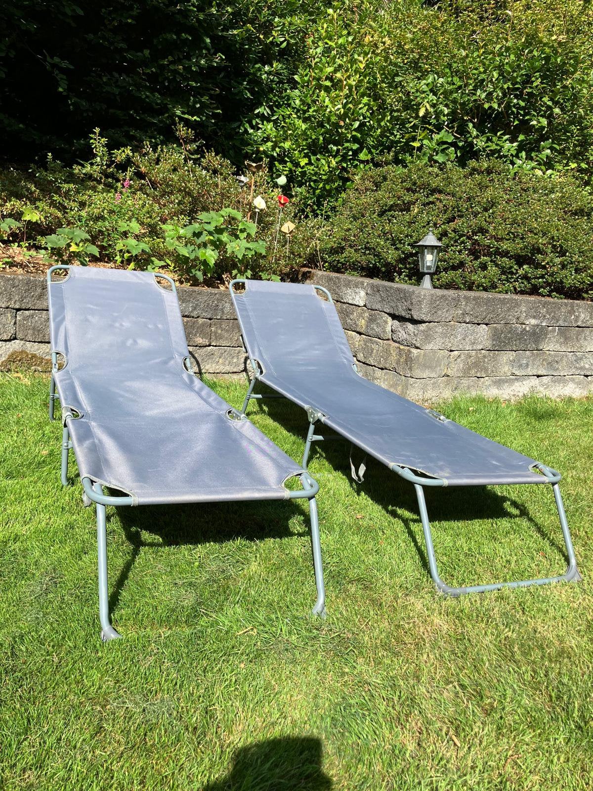 Deux chaises longues pliables pour la terrasse ou la plage, Enlèvement, Comme neuf, Synthétique