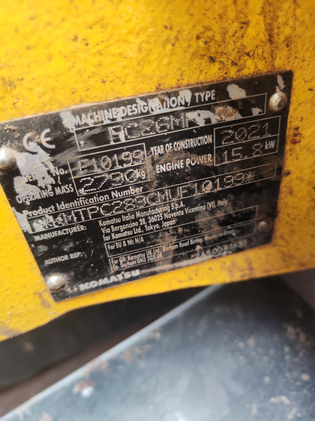 Komatsu pc26mr, Enlèvement