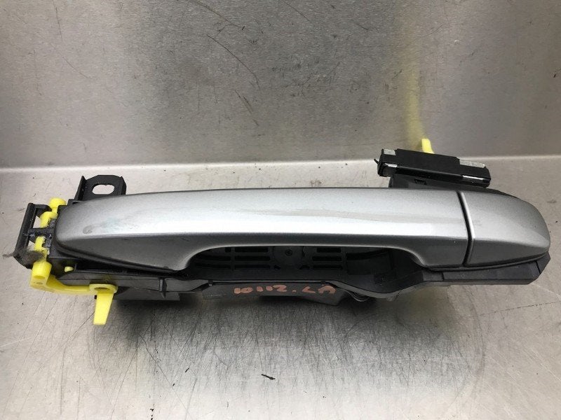 POIGNEE EXTERIEURE ARRIÈRE GAUCHE Avensis Wagon (T27), Utilisé, Arrière, Toyota