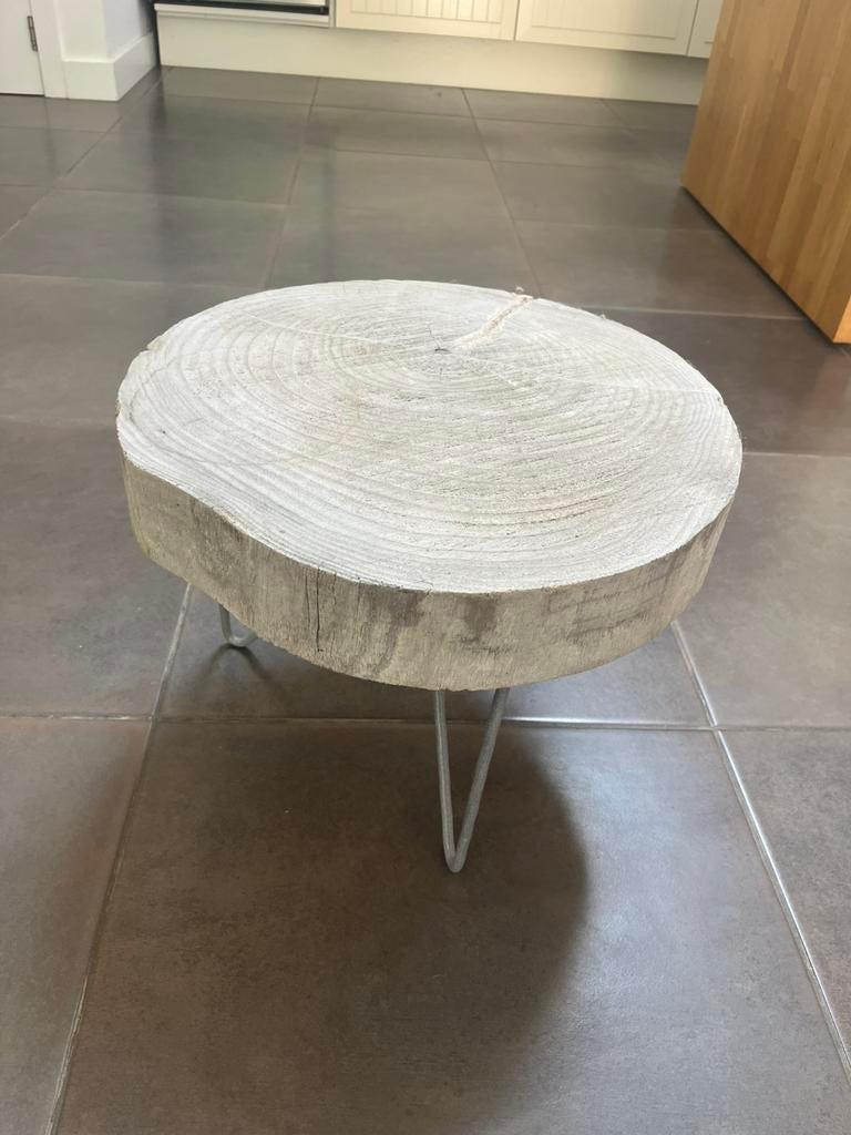 Petite table basse / tabouret rondin bois naturel, Maison & Meubles, Tables | Tables de salon, Comme neuf, Moins de 50 cm, 50 à 100 cm