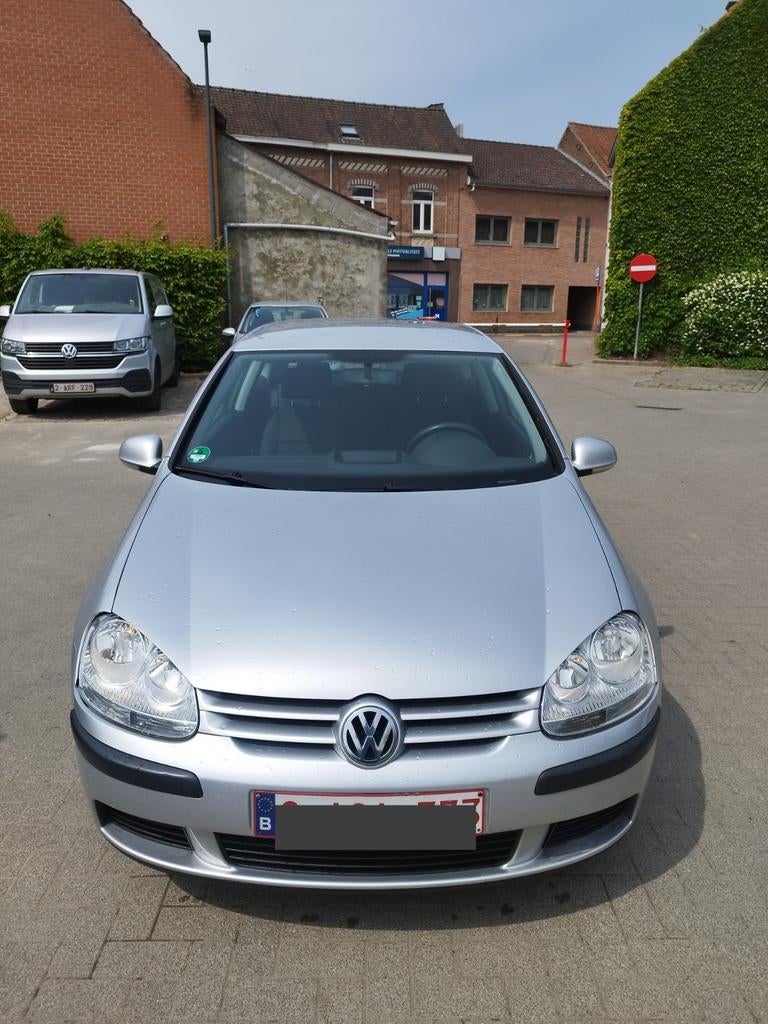 Golf 5 gas 148 mijl (kilometer), Auto's, Stof, Zwart, Bluetooth, Handgeschakeld