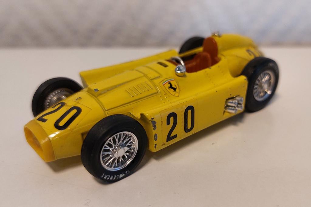 Ferrari D50 1956 rarewagen schaal 1/43 merk Brumm, Ophalen of Verzenden, Gebruikt, Overige merken