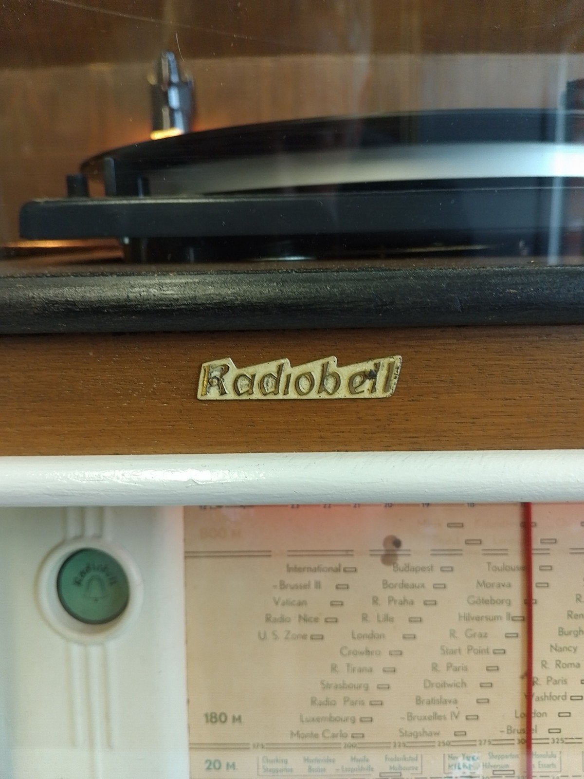meuble radiobell, Enlèvement