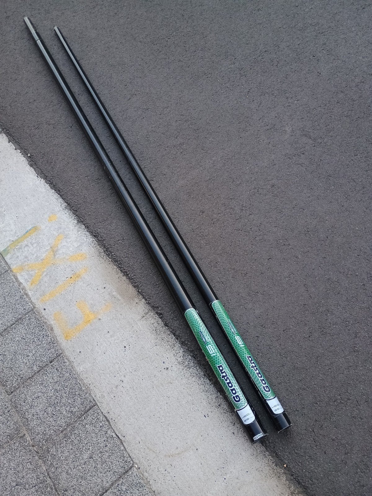 Gaastra mast sdm 460 + sdm verlenger 40 + katrol + giek, Ophalen, Arrows, Mast