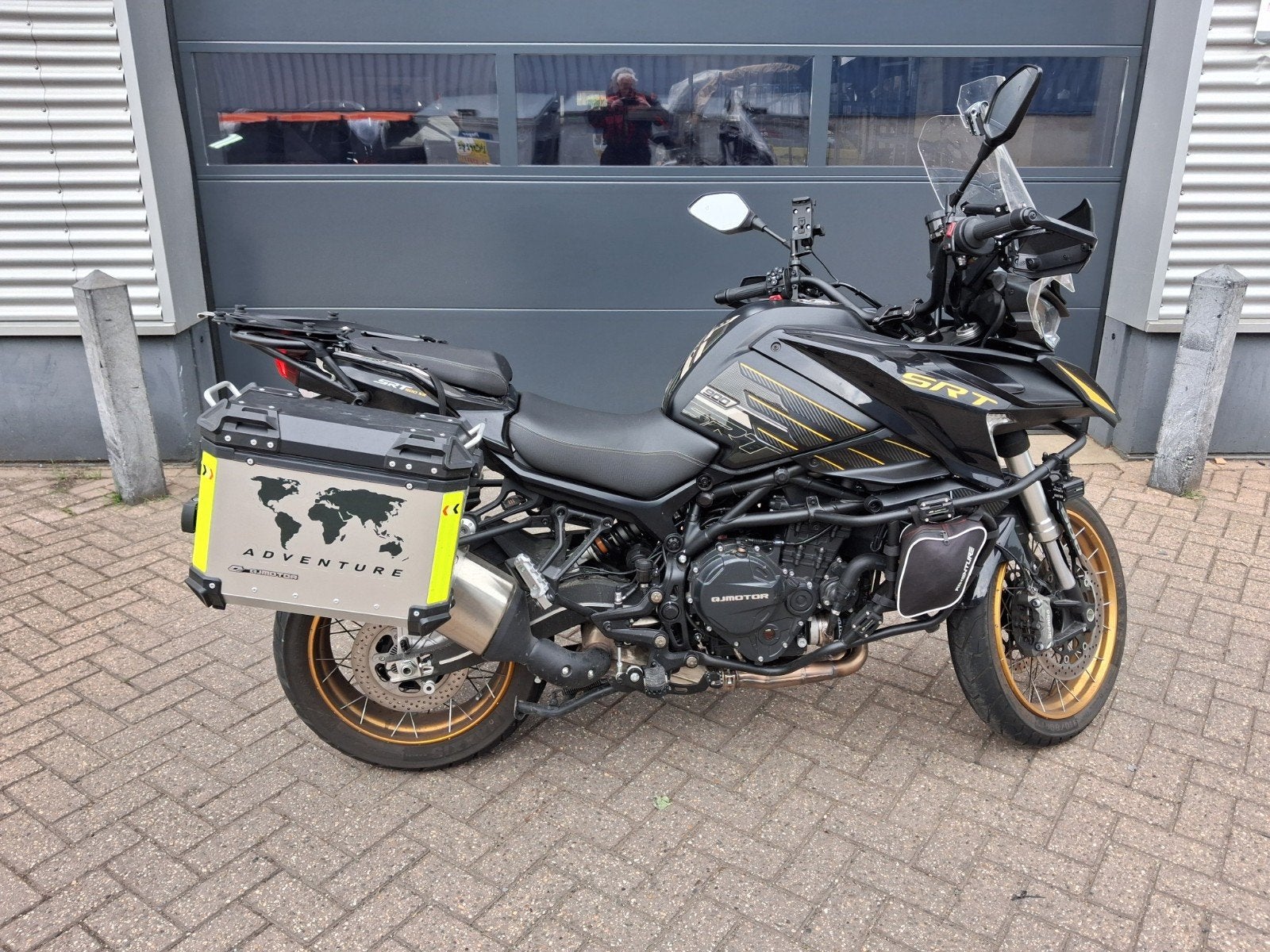 QJ Motor SRT 900 SX Touring 10-2025, Motoren, 2 cilinders, Occasion, Handvatverwarming, QJ Motor