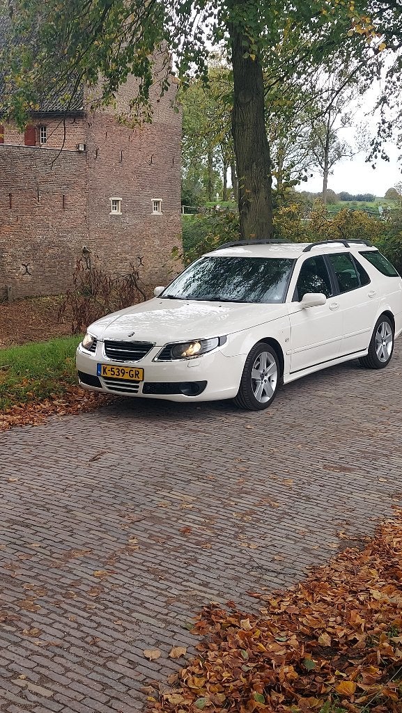 saab 95  sport estate 2.0 t, Auto's, Dealer onderhouden, 1800 kg, 4 cilinders, Overige bekleding