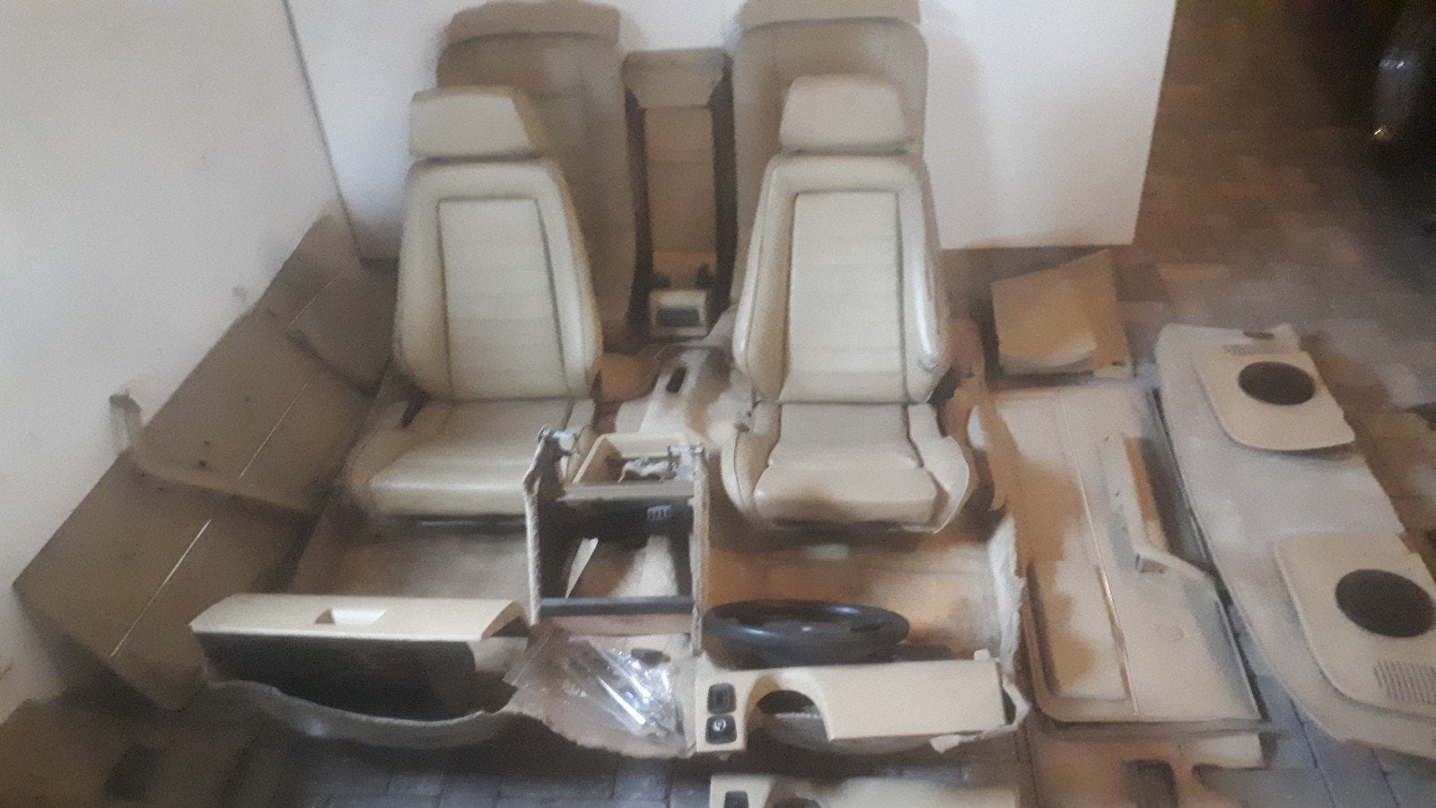 BMW E24 630 633 635 cs csi Typ1 Perlbeige Recaro interieur, Auto-onderdelen, Ophalen, Gebruikt, BMW