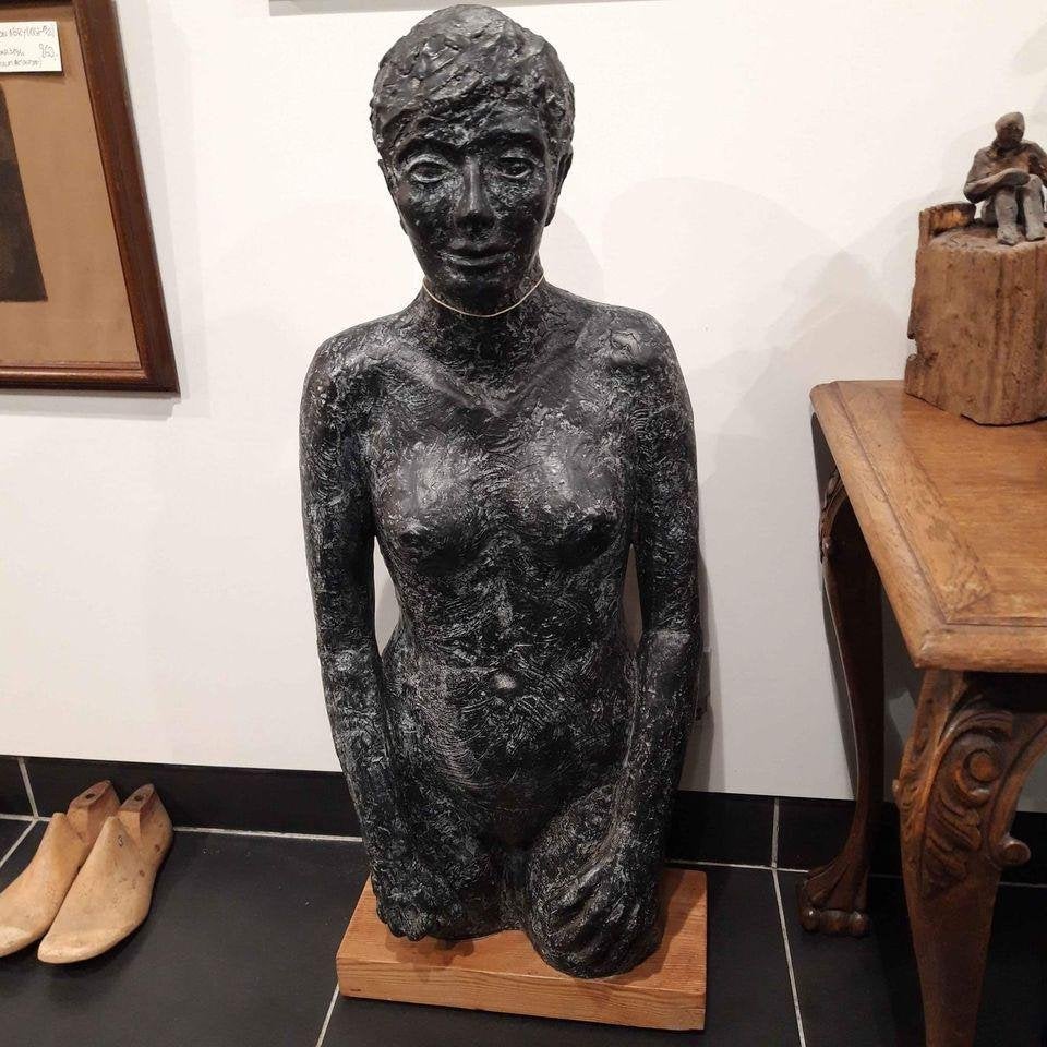 Belle statue  céramique représentant un torse de femme 1960, Enlèvement, Statue, Femme